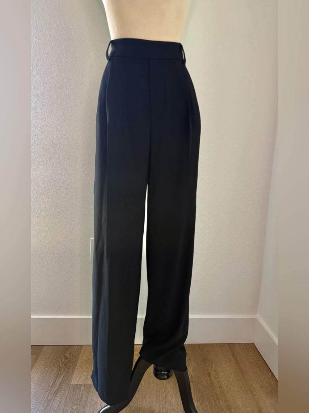 Vince Black Straight Leg Pull-On Pants